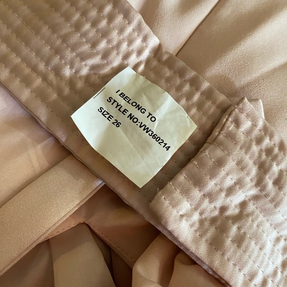 V Neck Halter Formal Dress w/ Pockets - Picture 10 of 11